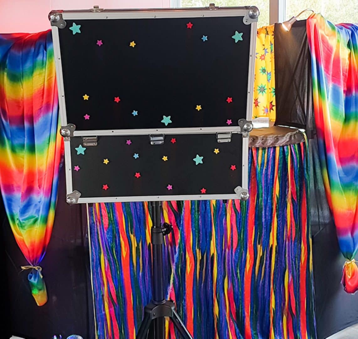 cropped-kindergoochelaar-aan-huis.jpg kinderverjaardag