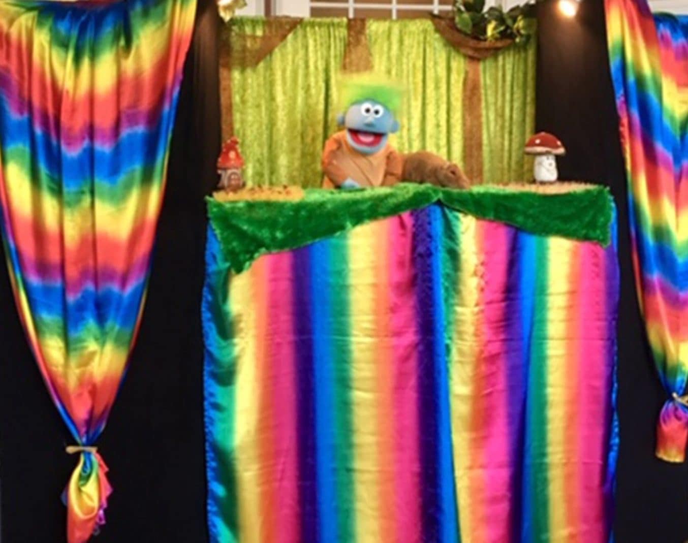 cropped-poppenkast-kinderfeestje.jpg kinderpartijtje